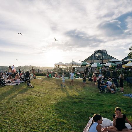 Caves Coastal Bar & Bungalows Caves Beach Exterior foto
