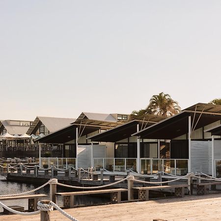 Caves Coastal Bar & Bungalows Caves Beach Exterior foto