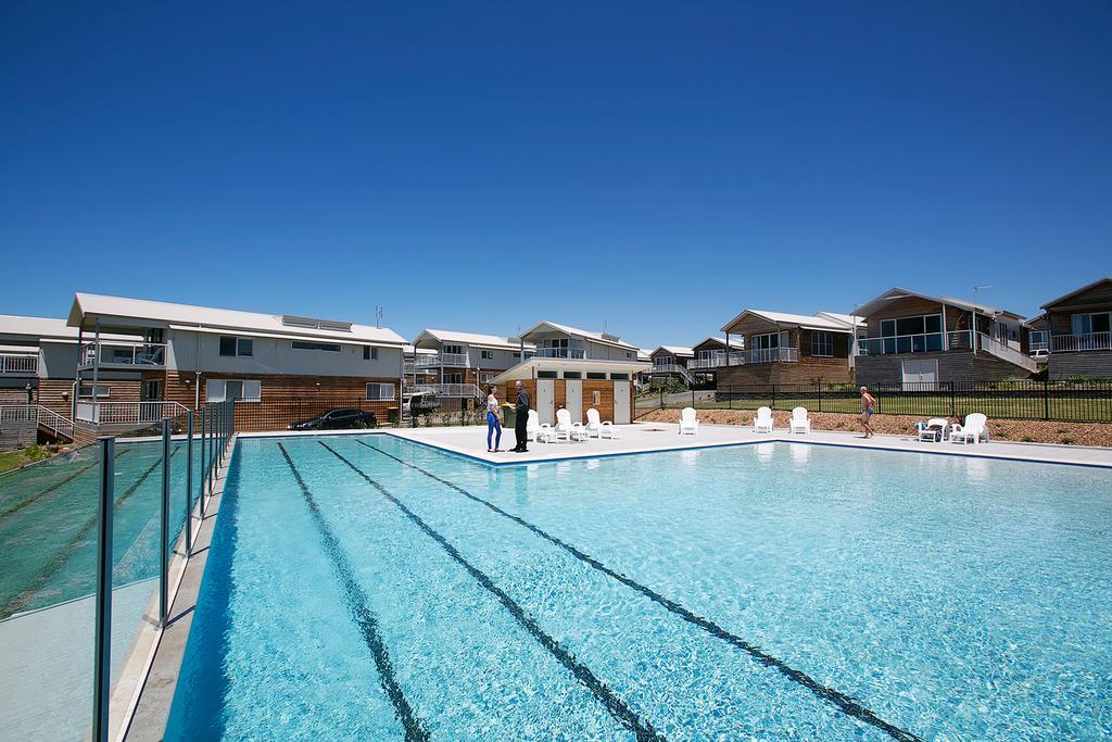 Caves Coastal Bar & Bungalows Caves Beach Exterior foto