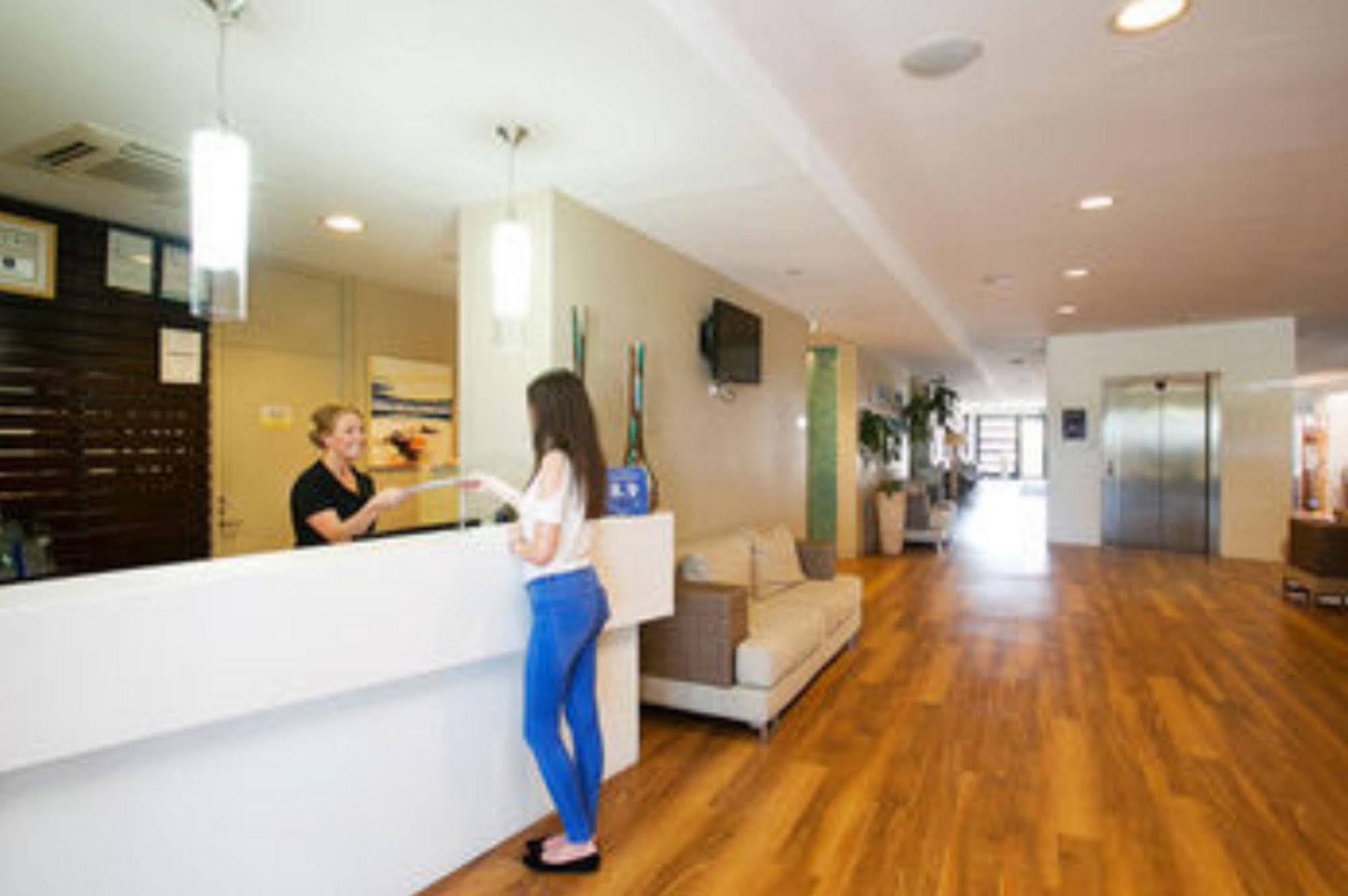 Caves Coastal Bar & Bungalows Caves Beach Exterior foto